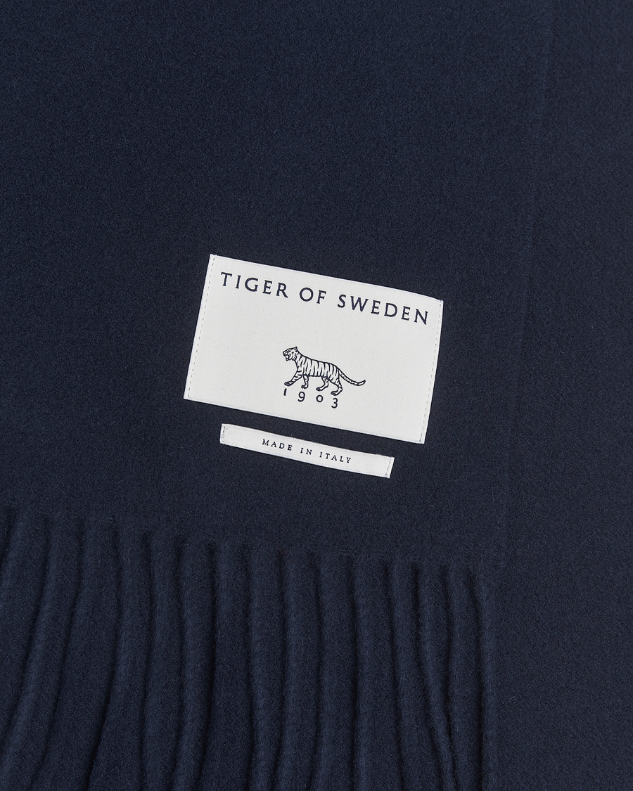 Mies | Tiger of Sweden Sylan Wool Scarf Light Ink | Tiger of Sweden | Sylan Wool Scarf Light Ink