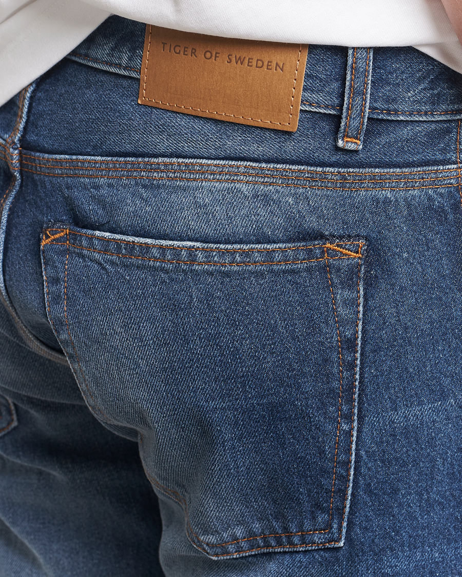 Mies | Farkut | Tiger of Sweden | Marty Jeans Dust Blue