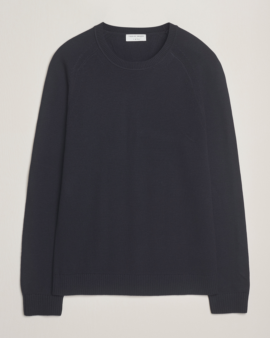 Mies | Puserot | Tiger of Sweden | Martin Merino Sweater Deep Well