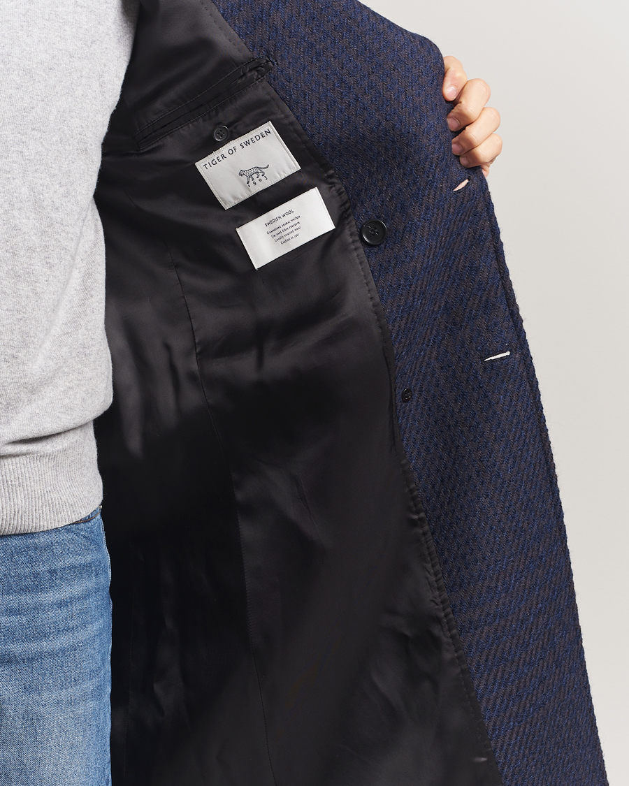 Mies | Takit | Tiger of Sweden | Hennri Swedish Wool Double Breasted Coat Light Ink