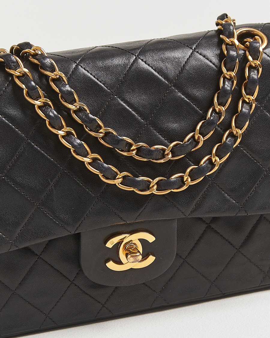 Mies | Chanel Pre-Owned Classic Double Flap Medium Lambskin Black | Chanel Pre-Owned | Classic Double Flap Medium Lambskin Black