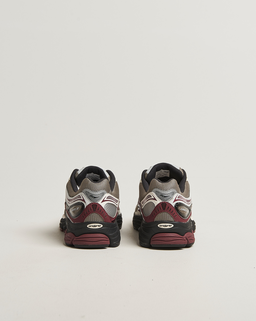 Mies | Saucony Progrid Omni 9 Running Sneaker Tan/Maroon | Saucony | Progrid Omni 9 Running Sneaker Tan/Maroon