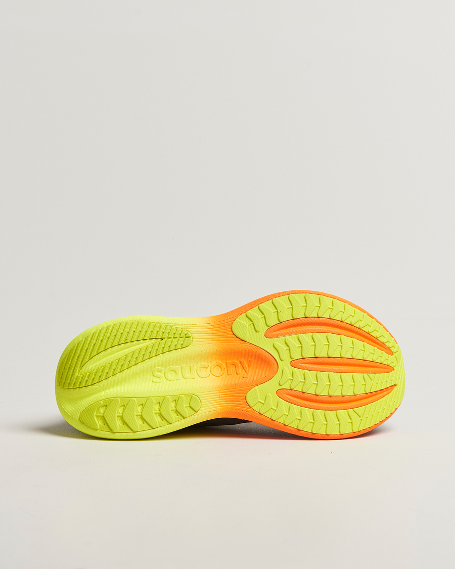 Mies | Juoksukengät | Saucony | Triumph 23 Running Sneaker Shadow/Vizi