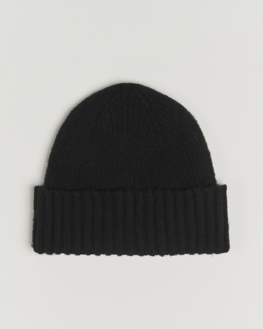 Mies | Pipot | Robert Mackie | Rona Ribbed Shaggy Lambswool Beanie Black