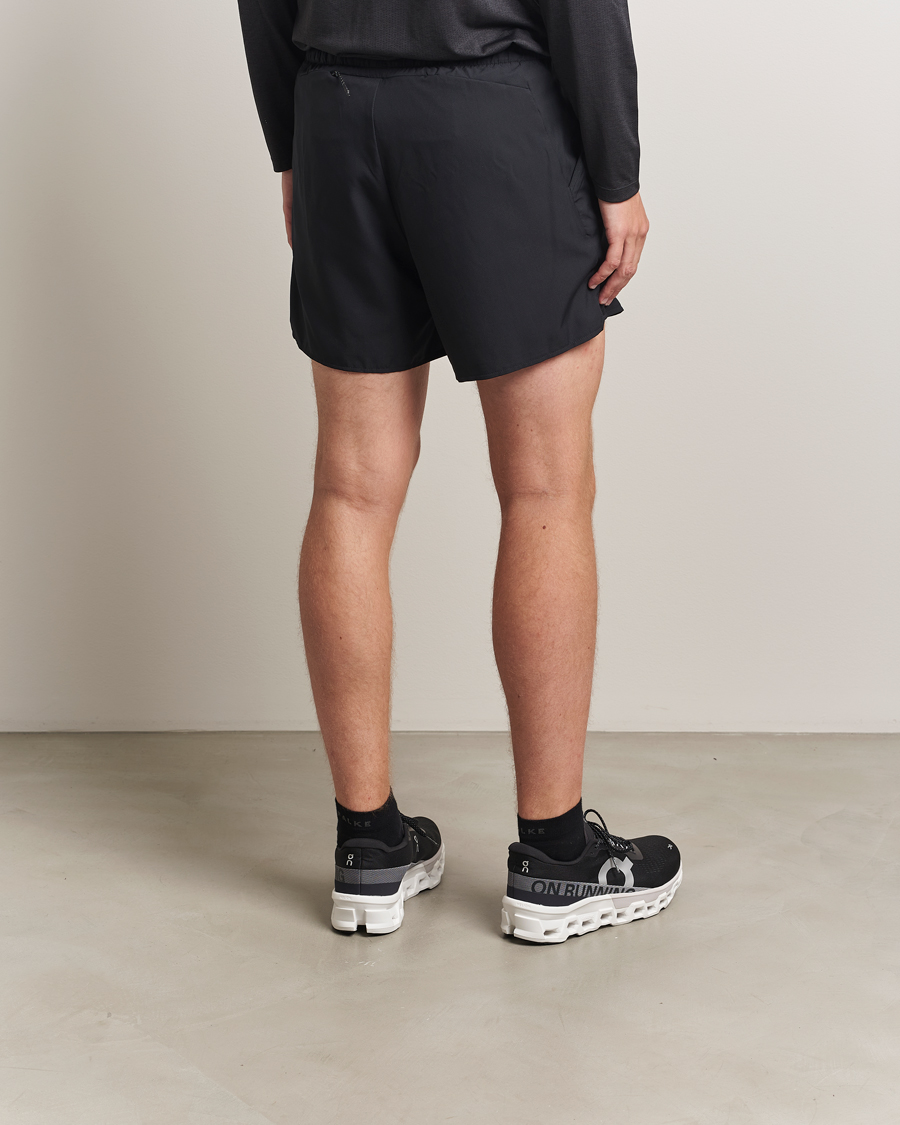 Mies | Juoksukengät | On | Cloudmonster 2 Black/Frost