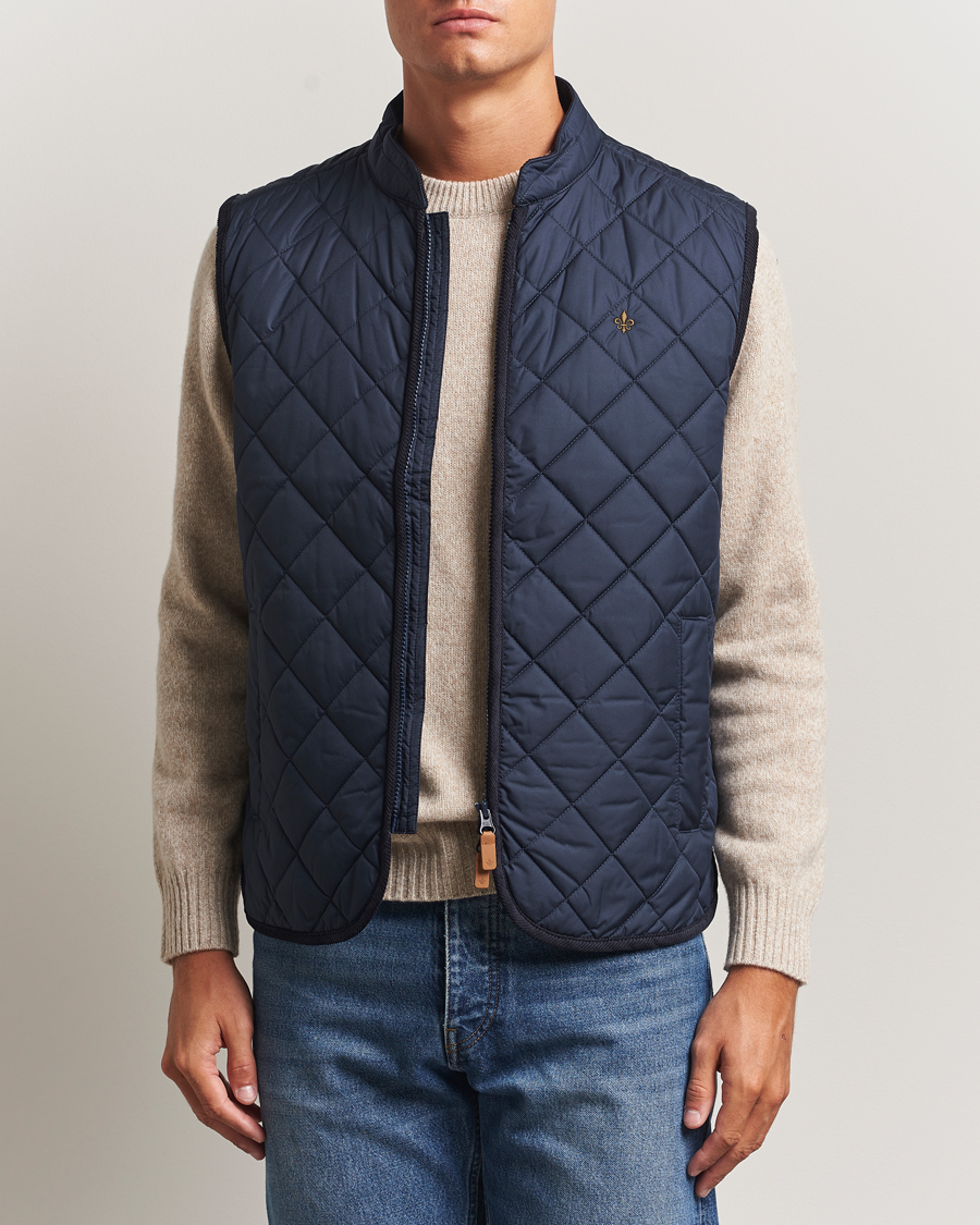 Mies | Ulkoliivit | Morris | Teddy Quilted Vest Navy
