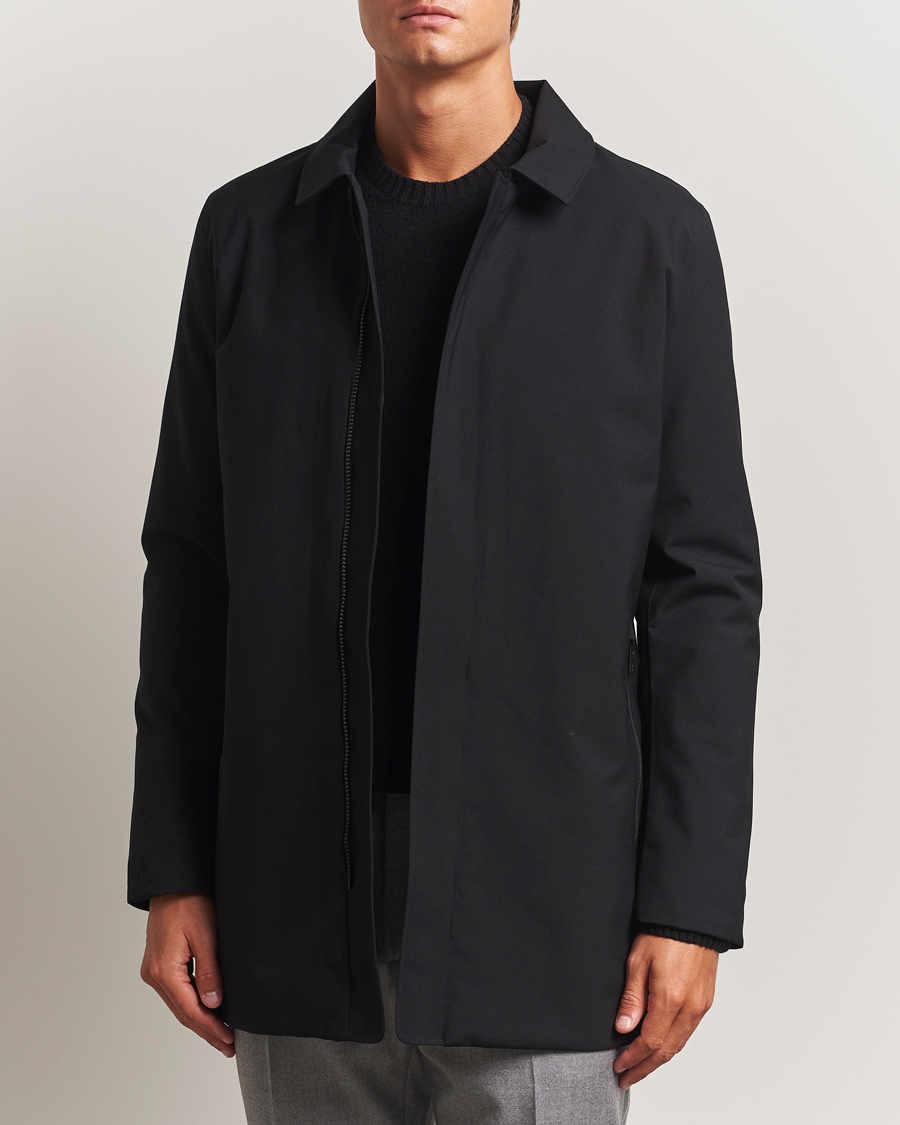 Mies | Takit | UBR | Regulator Coat Savile Black Wool