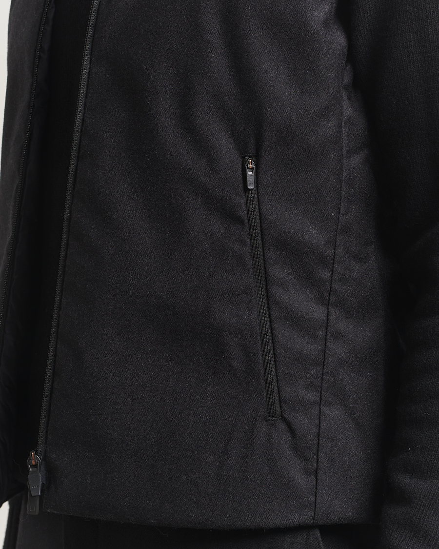 Mies | Ulkoliivit | UBR | Raptor Lightweight Vest Savile Black Melange
