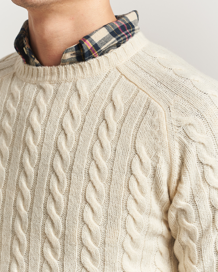 Mies | Puserot | BEAMS PLUS | Cable Crew Neck Sweater Off White