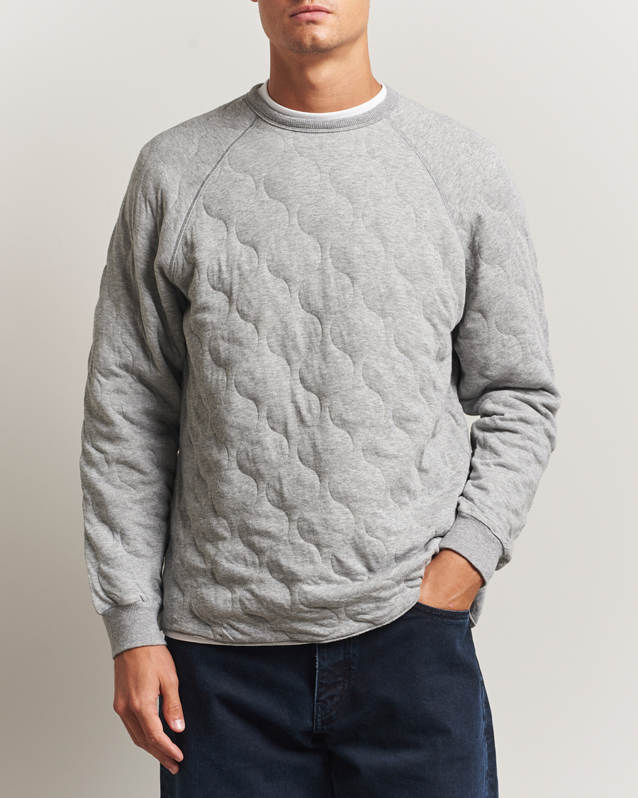 Mies | Puserot | BEAMS PLUS | MIL Quilt Crew Neck Grey