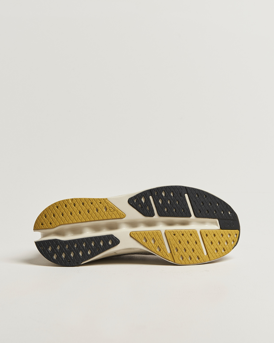 Mies | Juoksukengät | On | Cloudsurfer Max Cinder/Pelican