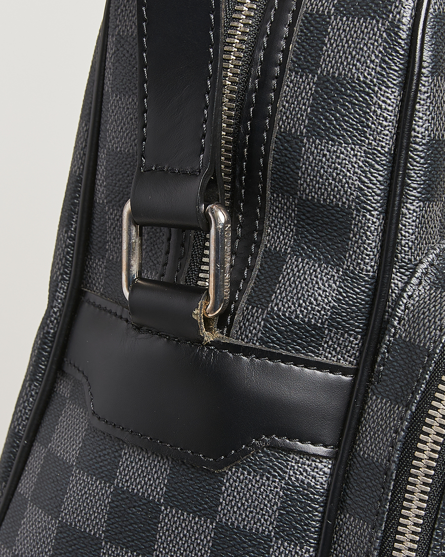 Mies | Pre-Owned & Vintage Bags | Louis Vuitton Pre-Owned | Leoh Shoulder Bag Damier Graphite