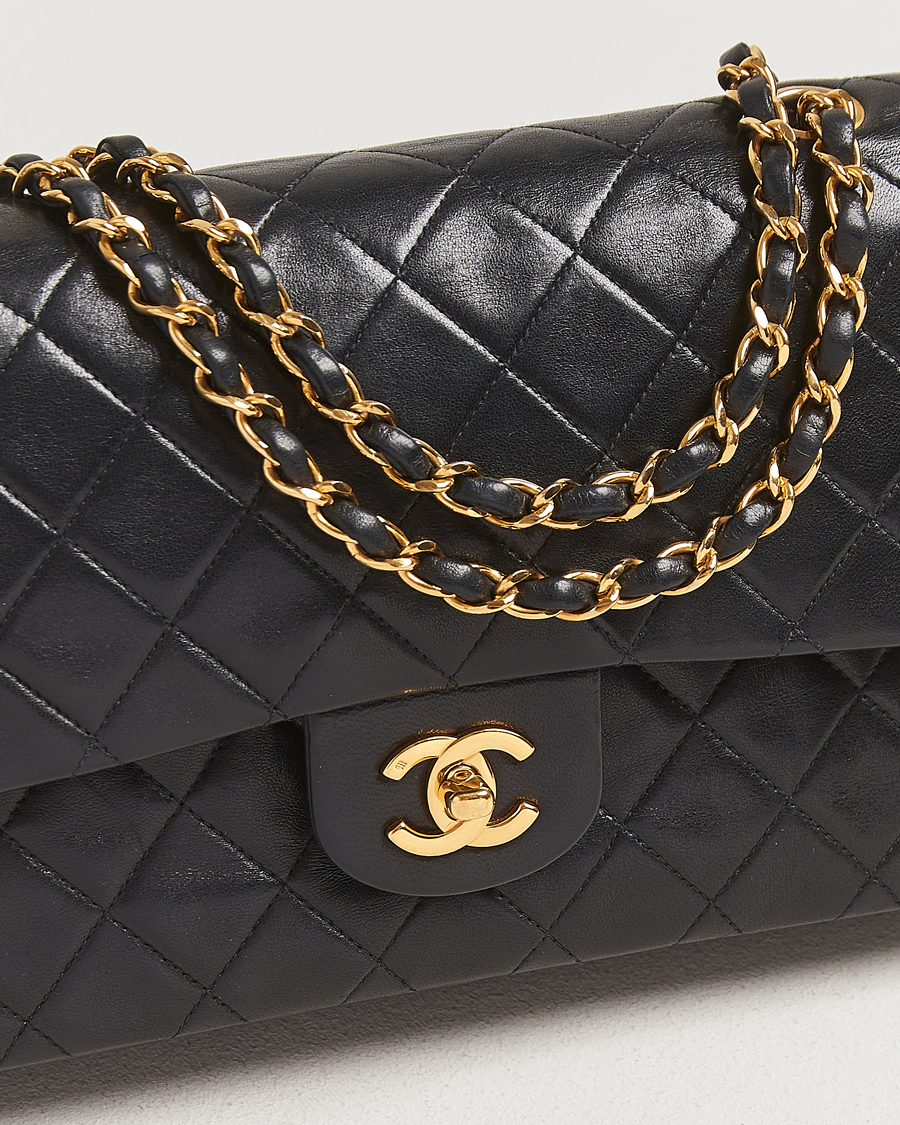 Mies | Chanel Pre-Owned Classic Double Flap Medium Black | Chanel Pre-Owned | Classic Double Flap Medium Black