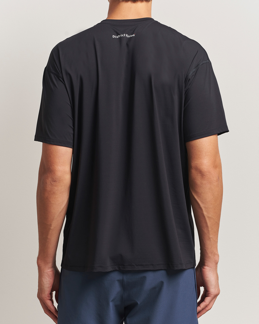 Mies | T-paidat | District Vision | Lightweight Short Sleeve T-Shirt Black
