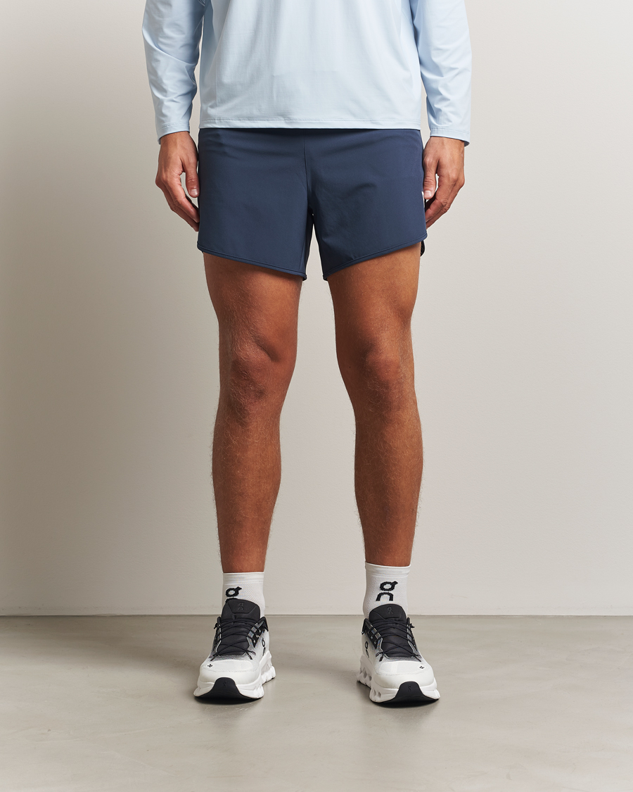 Mies | Shortsit | District Vision | 5 Inch Training Shorts Pacific Blue