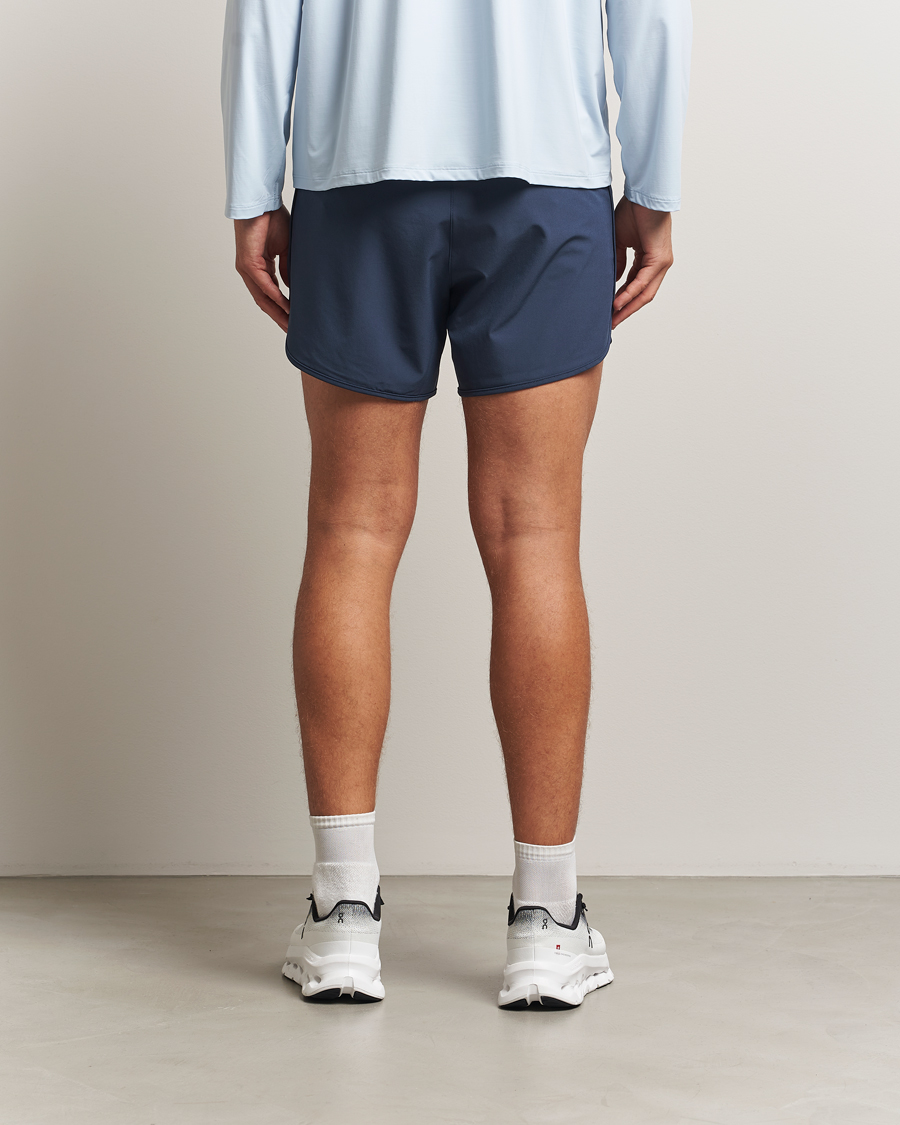 Mies | Shortsit | District Vision | 5 Inch Training Shorts Pacific Blue