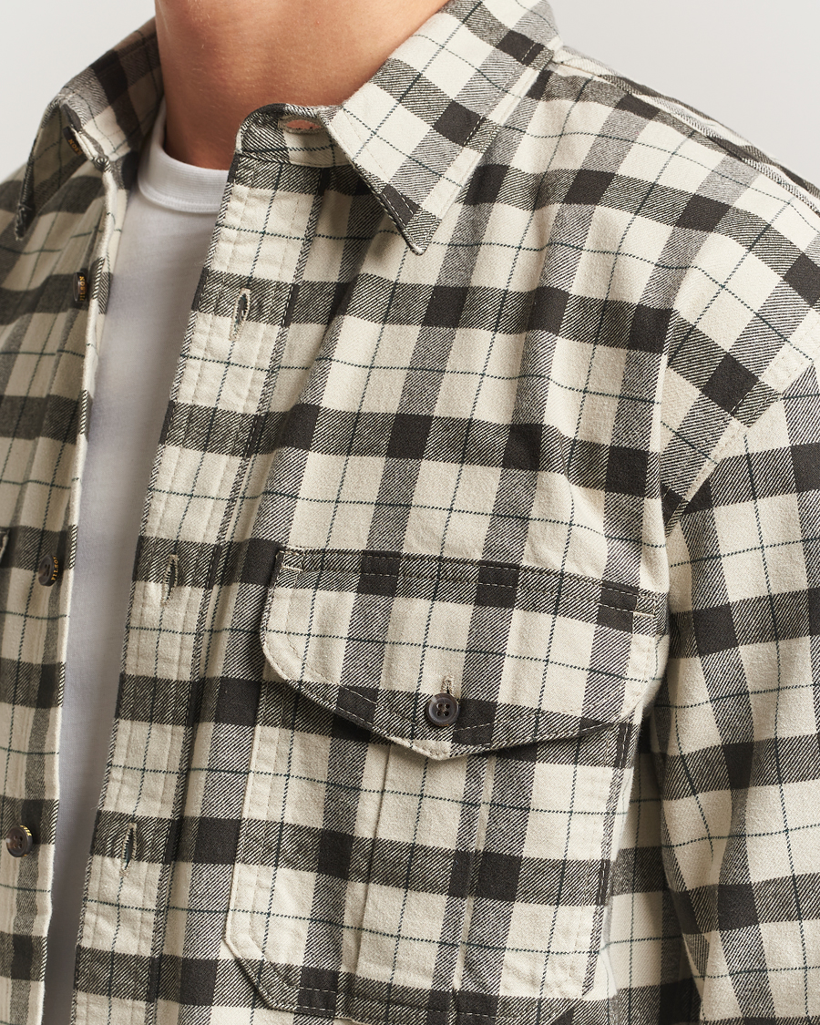 Mies | Kauluspaidat | Filson | Checked Alaskan Guide Shirt Cream/Grey
