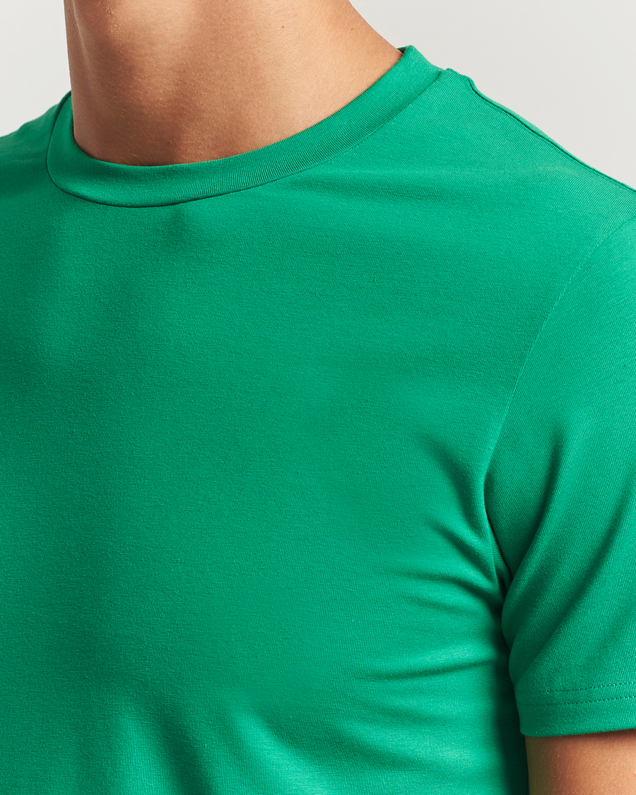 Mies | T-paidat | Filippa K | Soft Lycra T-Shirt Apple Green