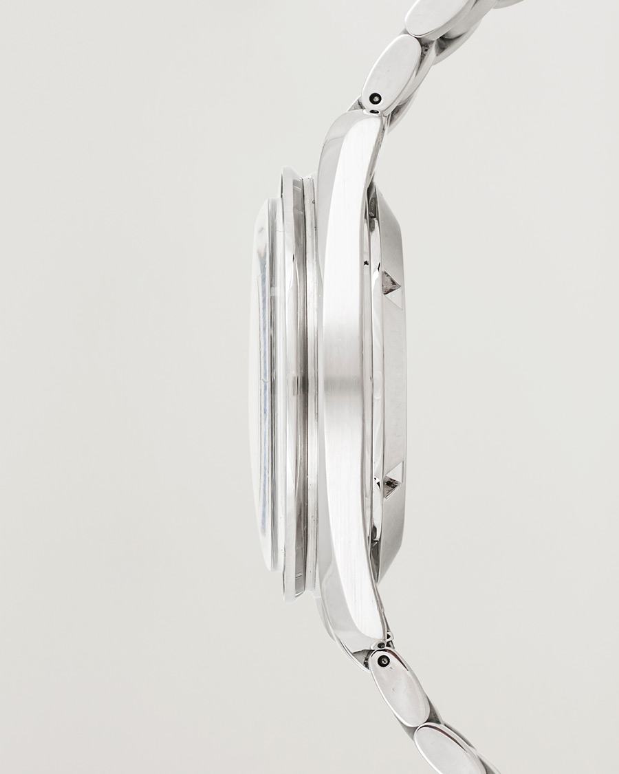 Mies | Omega Pre-Owned Speedmaster Moonwatch | Omega Pre-Owned | Speedmaster Moonwatch