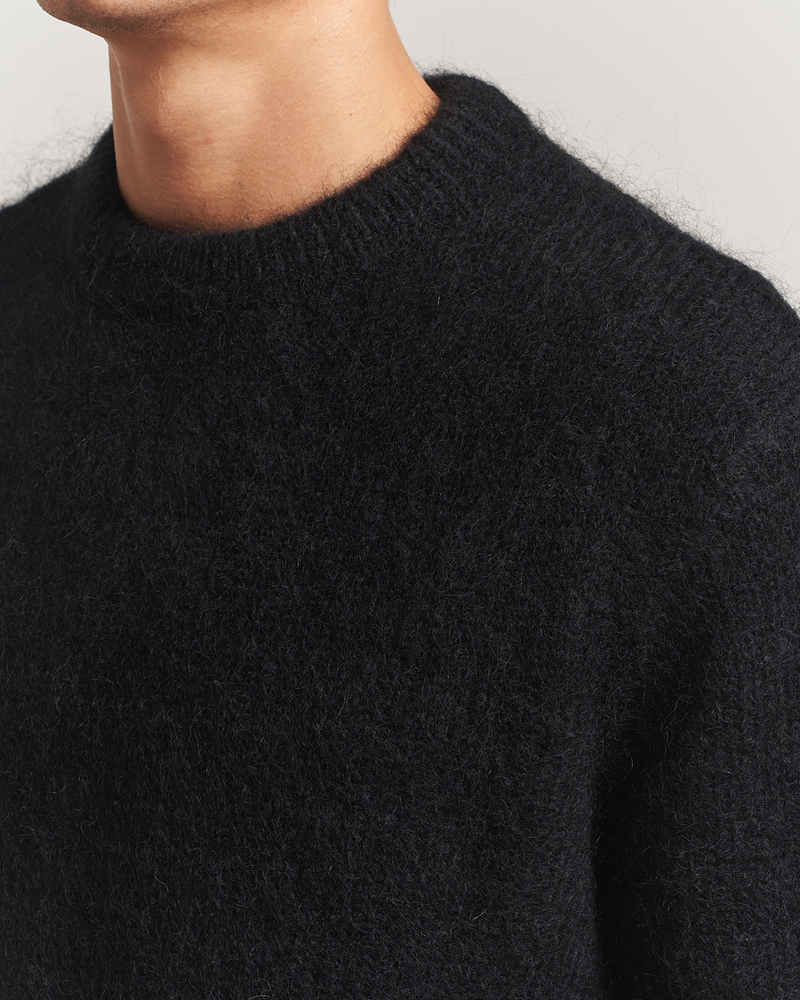 Mies | Puserot | A Day's March | Tietar Mohair Sweater Black
