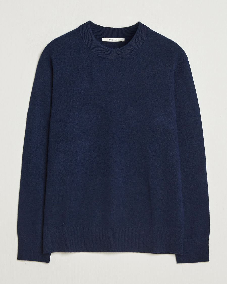 Mies | Puserot | A Day's March | Marlow Cashmere Blend Sweater Navy