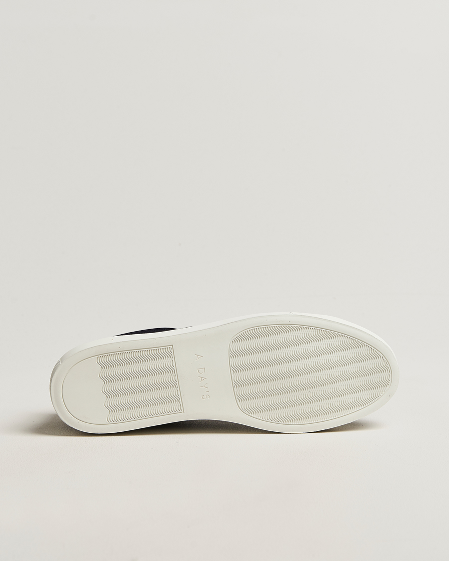 Mies | Tennarit | A Day's March | Suede Marching Sneaker Navy