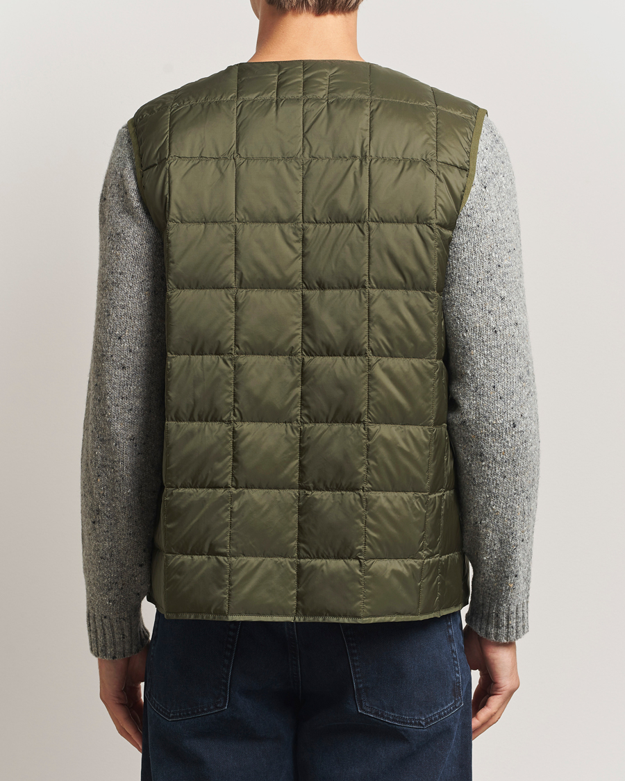 Mies | Ulkoliivit | TAION | V-Neck Lightweight Down Vest Dark Olive