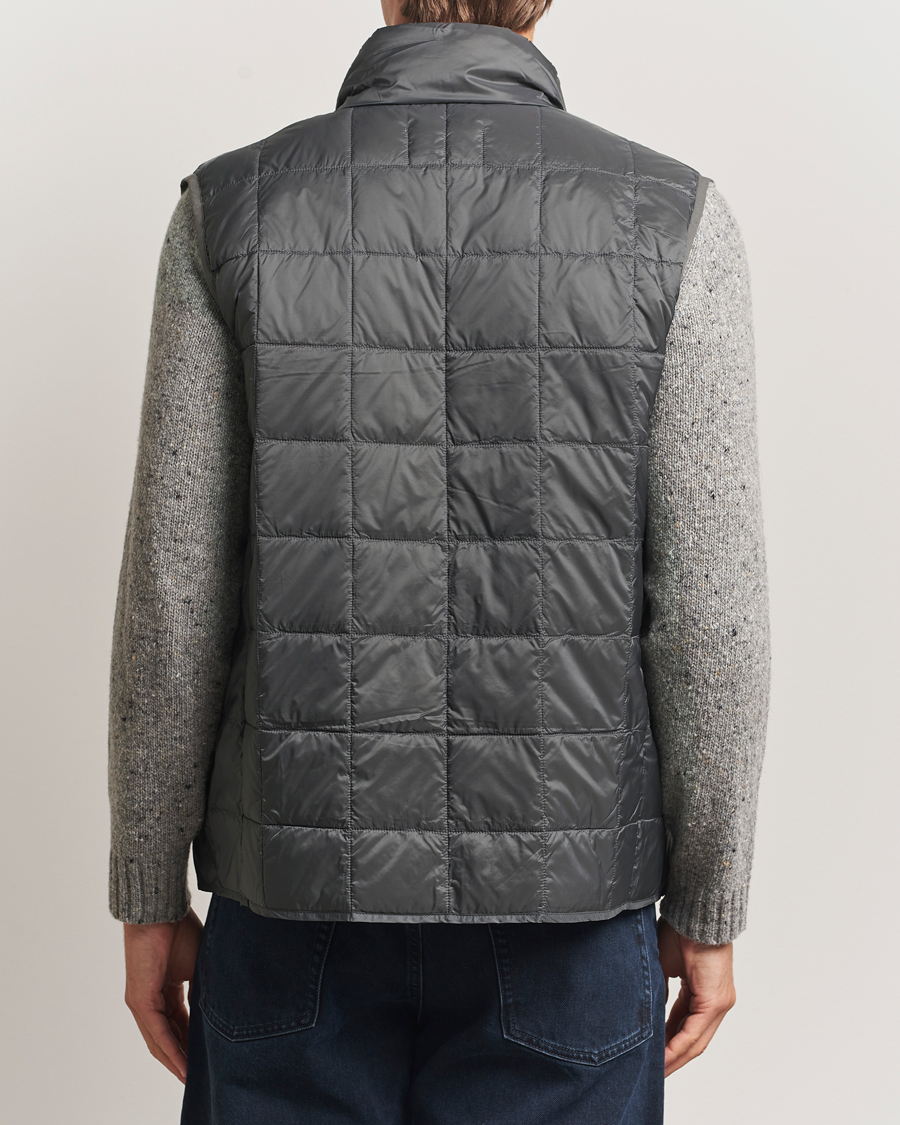 Mies | Ulkoliivit | TAION | High Neck Full Zip Lightweight Down Vest Dark Grey