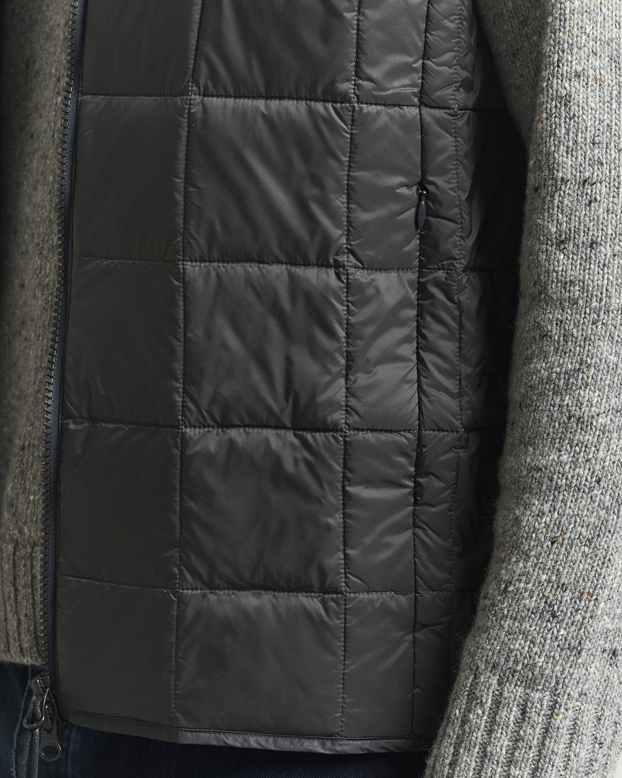 Mies | Ulkoliivit | TAION | High Neck Full Zip Lightweight Down Vest Dark Grey