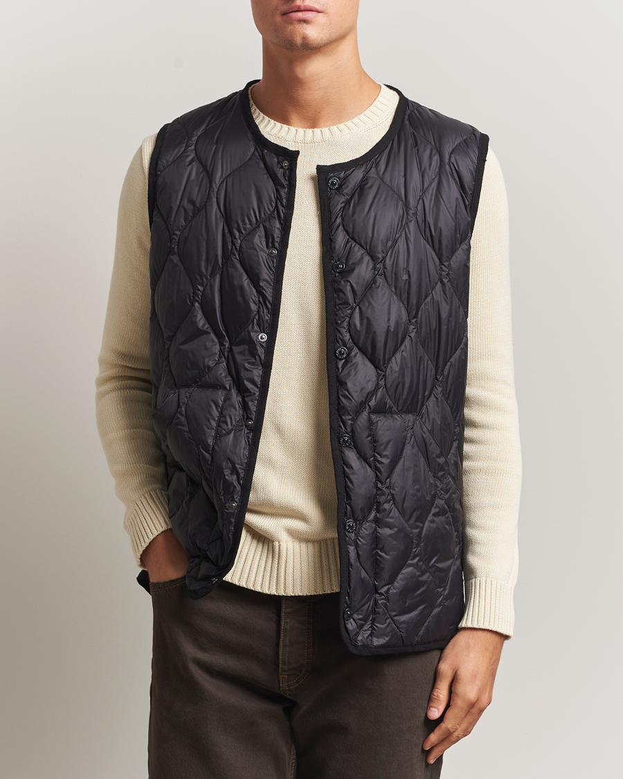Mies | Takit | TAION | Military Crew Neck Down Vest Black