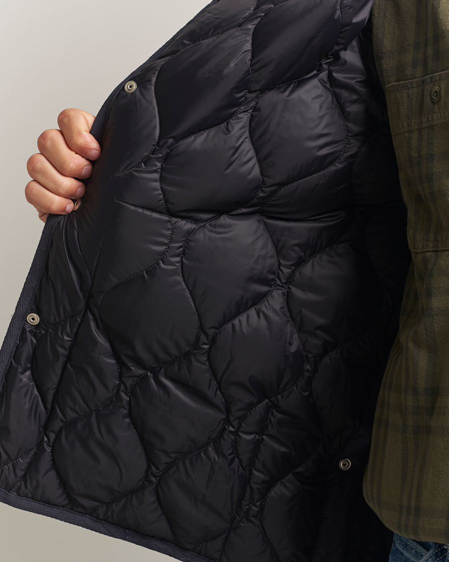 Mies | Ulkoliivit | TAION | Military Crew Neck Down Vest Navy