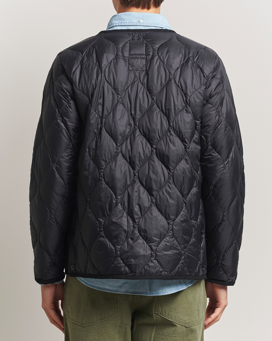 Mies | Takit | TAION | Military Crew Neck Down Jacket Black
