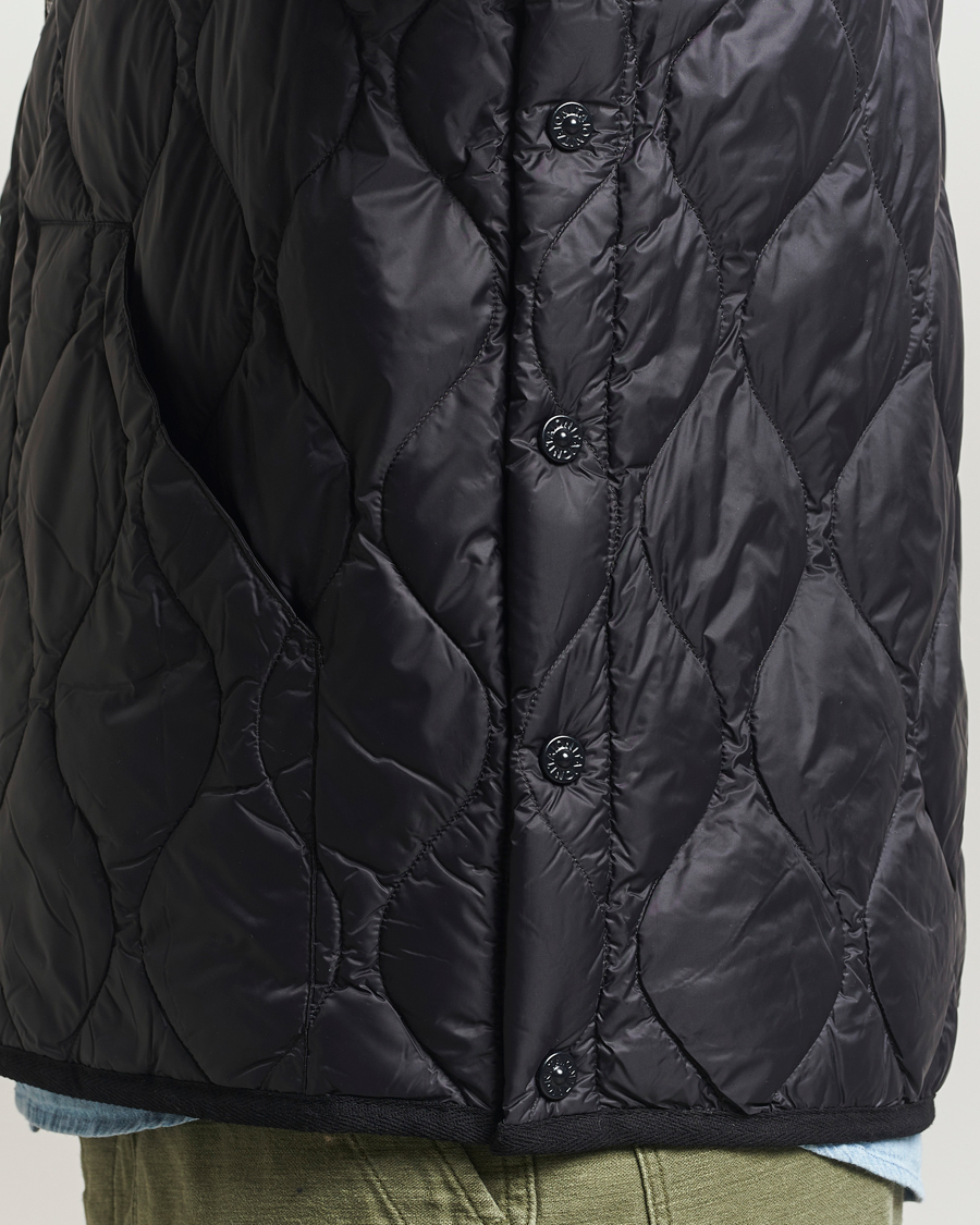 Mies | Takit | TAION | Military Crew Neck Down Jacket Black