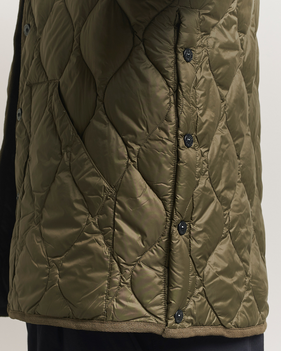 Mies | Takit | TAION | Military Crew Neck Down Jacket Dark Olive