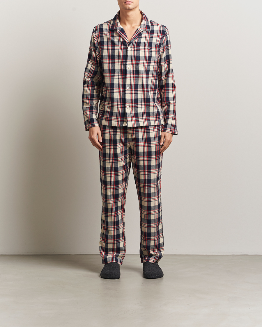 Mies | Yöpuvut ja kylpytakit | GANT | Flannel Checked Pyjama Set Ruby Red