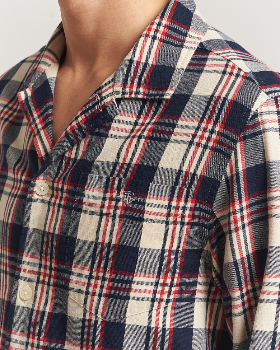 Mies | Yöpuvut ja kylpytakit | GANT | Flannel Checked Pyjama Set Ruby Red