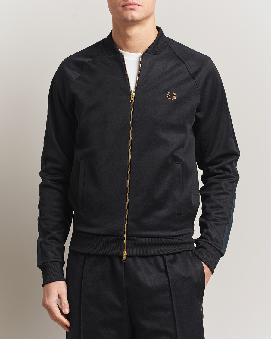 Mies | Puserot | Fred Perry | Blackwatch Tartan Taped Track Jacket Black