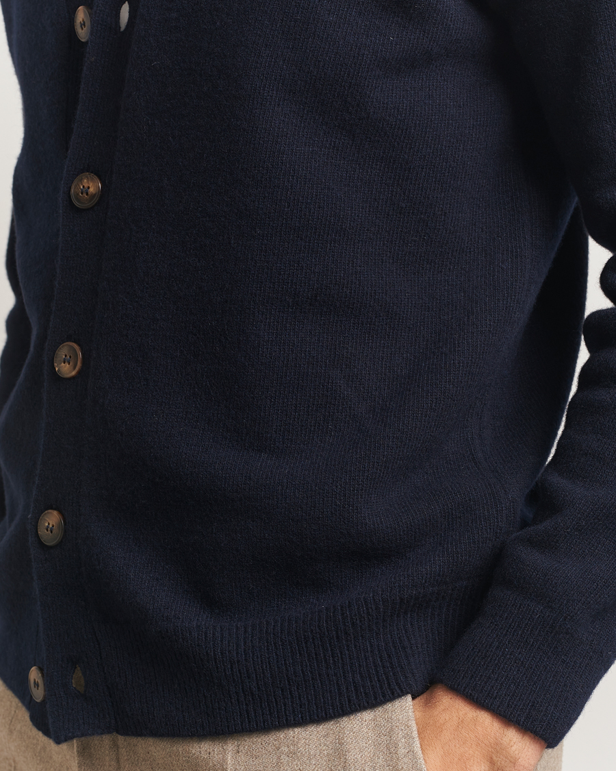 Mies | Puserot | Oscar Jacobson | Eduardo Wool Cardigan Navy