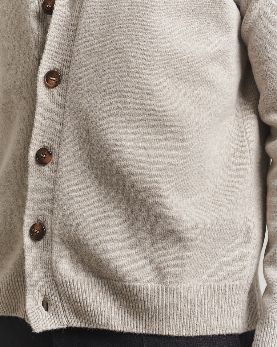 Mies | Puserot | Oscar Jacobson | Eduardo Wool Cardigan Beige