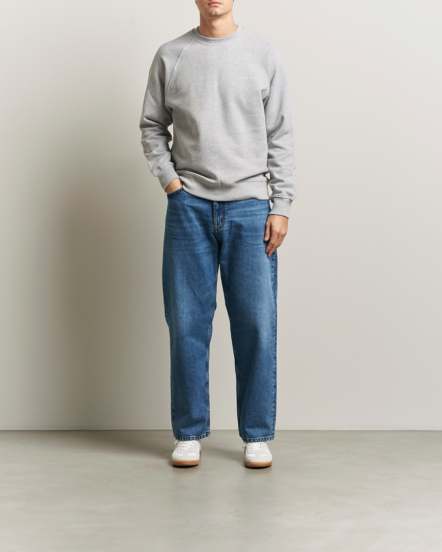 Mies | Puserot | Nudie Jeans | Palle Logo Crew Neck Sweatshirt Grey Melange