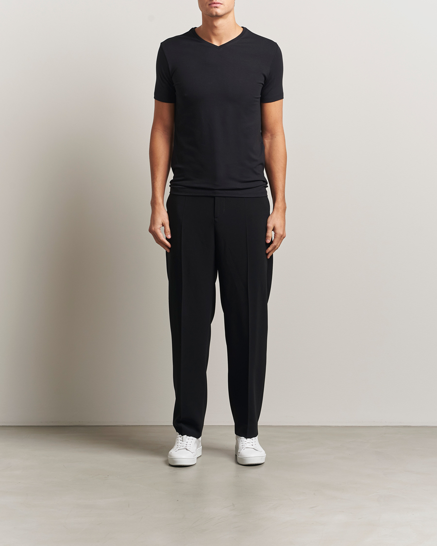 Mies | T-paidat | Falke | 2-Pack Cotton V-Neck T-Shirt Black