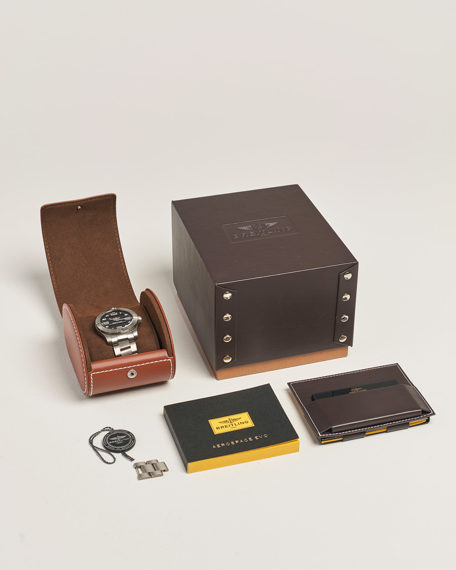 Mies | Breitling Pre-Owned Aerospace EVO | Breitling Pre-Owned | Aerospace EVO