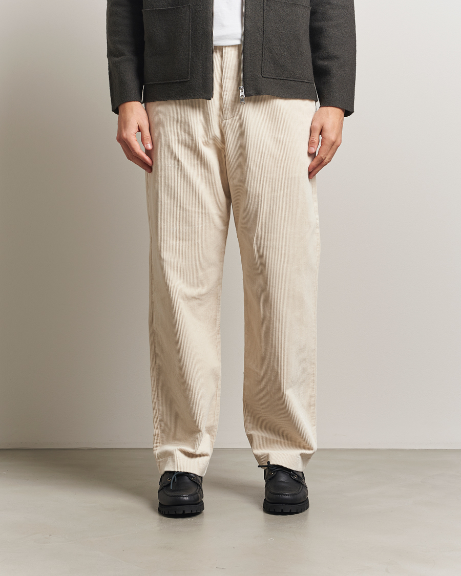 Mies | Housut | NN07 | Paw Relaxed Fit Corduroy Trousers Ivory