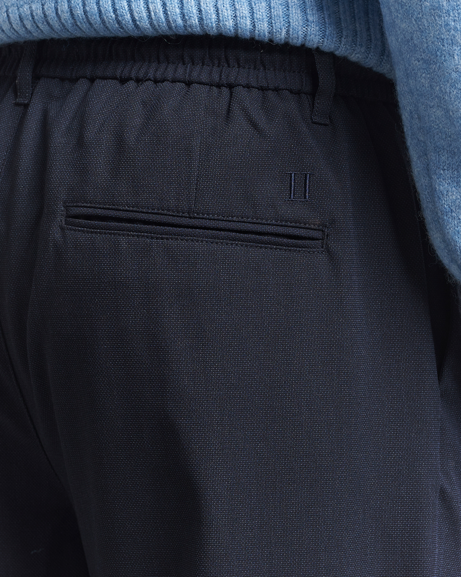 Mies | Housut | LES DEUX | Como Tapered Textured Pants Dark Navy Blue