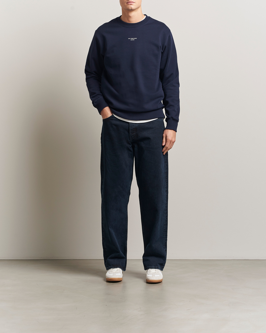 Mies | Puserot | Drôle de Monsieur | Classic Slogan Sweatshirt Navy