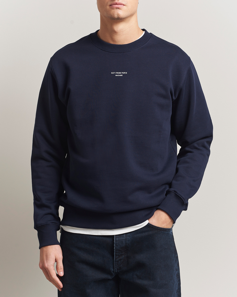 Mies | Puserot | Drôle de Monsieur | Classic Slogan Sweatshirt Navy