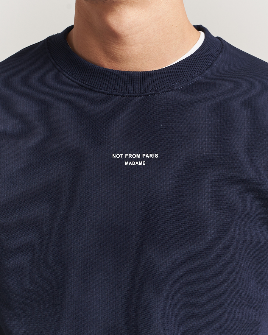 Mies | Puserot | Drôle de Monsieur | Classic Slogan Sweatshirt Navy