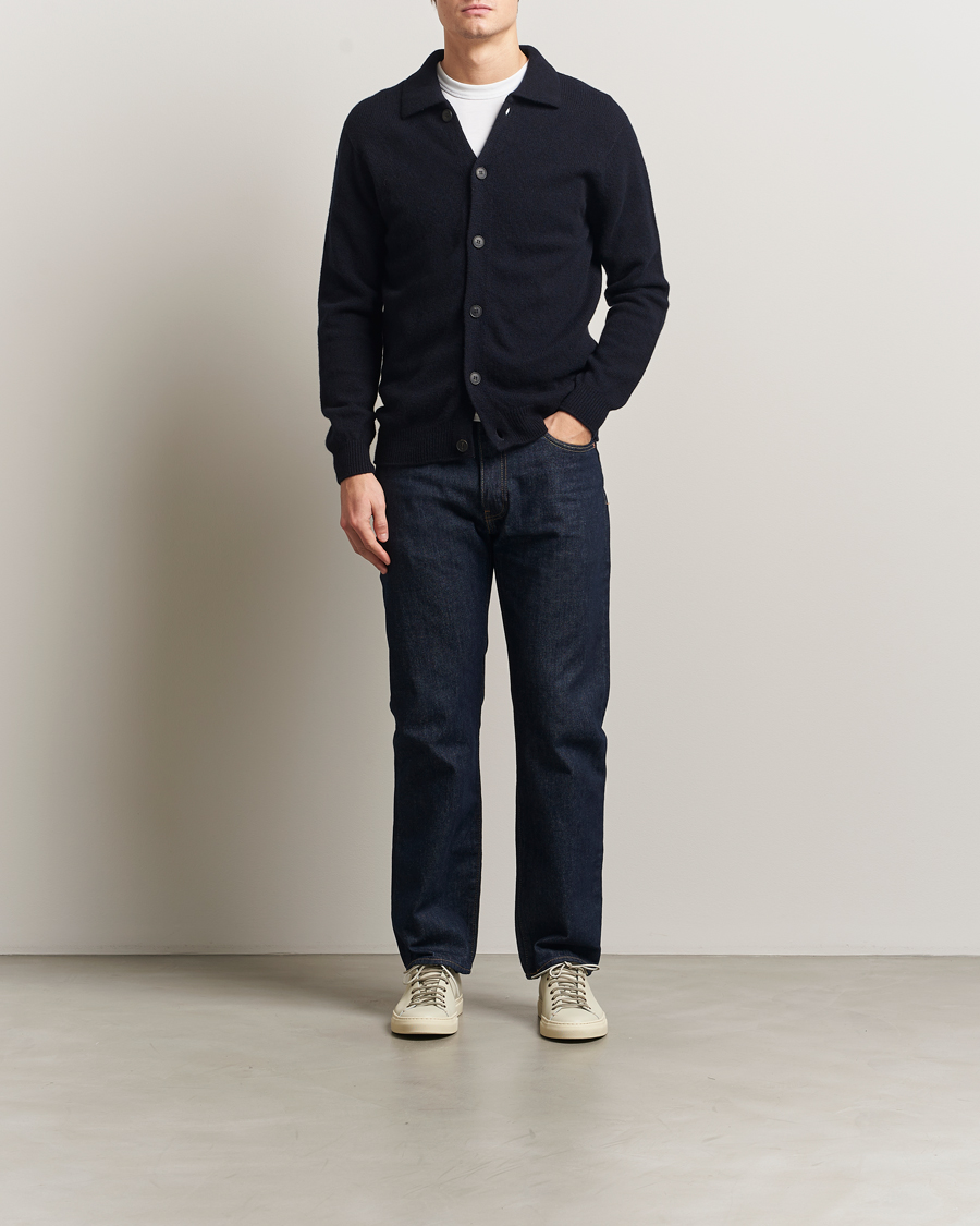 Mies | Puserot | Sunspel | Lambswool Cardigan Dark Navy