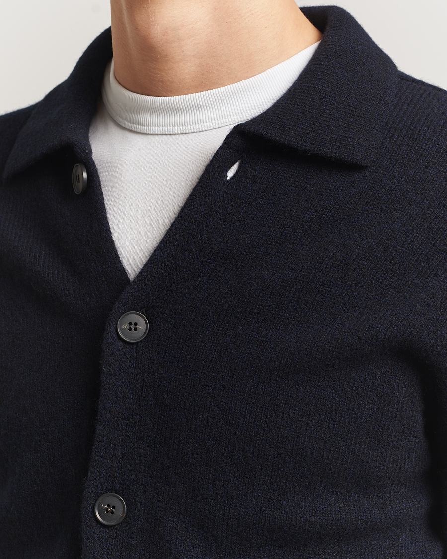 Mies | Puserot | Sunspel | Lambswool Cardigan Dark Navy