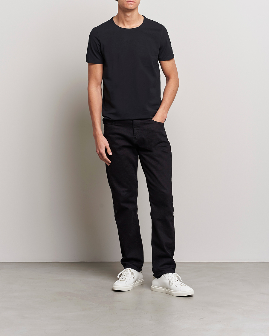 Mies | T-paidat | Oscar Jacobson | Kyran Cotton T-Shirt Black
